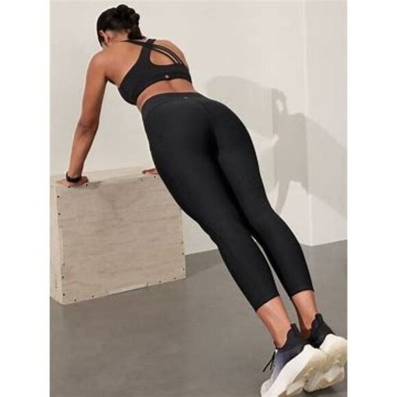 Athleta Black Interval Stash High Rise 7/8 Leggings Small - Picture 4 of 10